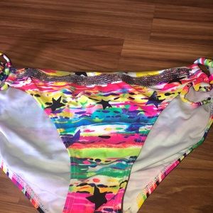 Multi colored print bikini bottoms